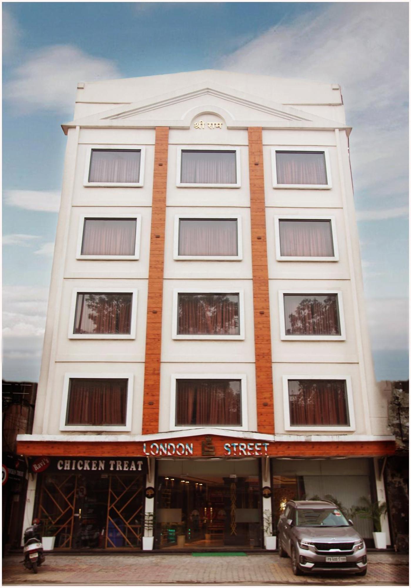 Treehouse London Street Amritsar Hotel Eksteriør billede